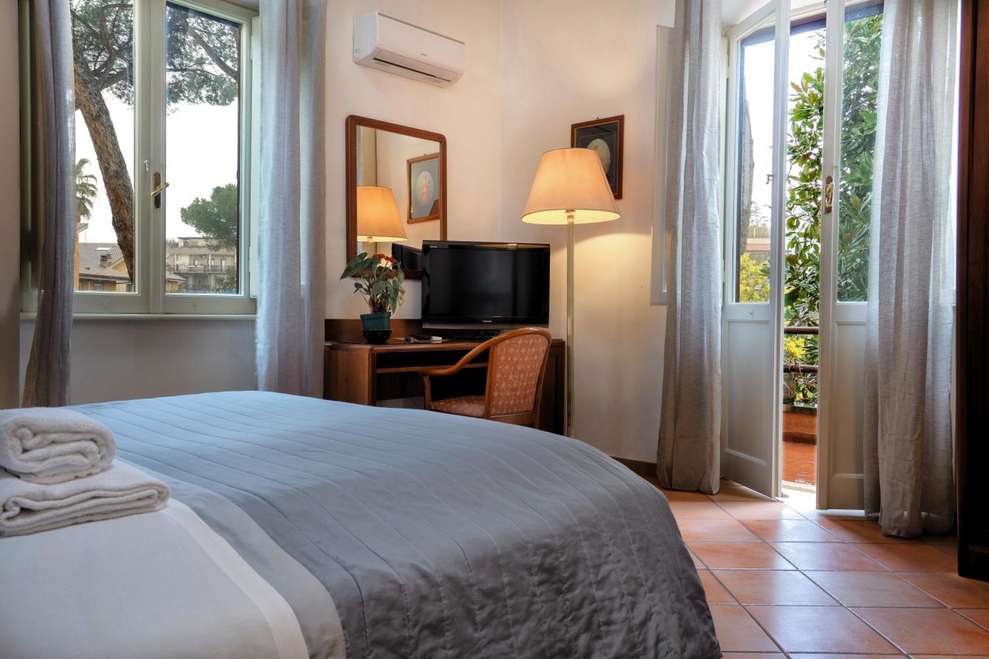 Comfort Rooms Villa Gaia Tor Vergata Roma Ngoại thất bức ảnh